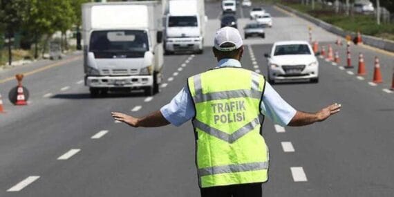 Karayollarındaki hız sınırları değişiyor