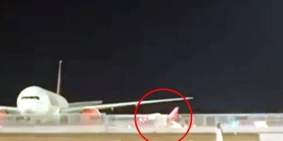 Havada korku dolu anlar! Antalya'dan kalkan uçak aniden geri döndü