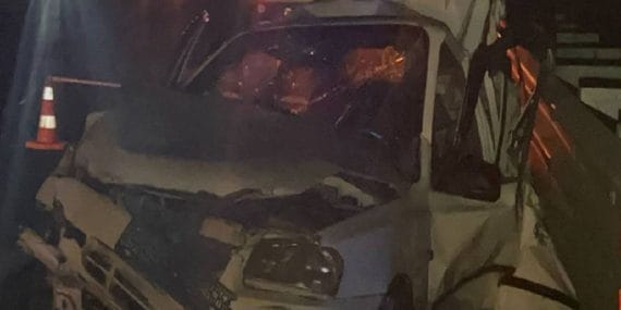 Tırın Otomobile Çarpması Sonucu 3 Kişi Hayatını Kaybetti