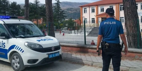 Isparta’da okul önleri ve asayişe yönelik uygulama gerçekleştirildi