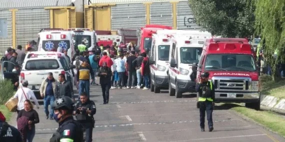 Meksika'da Tren-Otobüs Çarpışması: 10 Ölü, 61 Yaralı