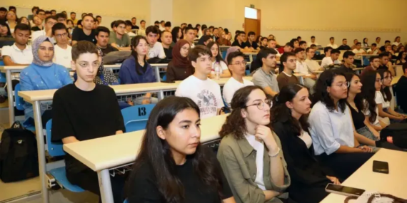 SDÜ Tıp Fakültesi 2025-2026 Akademik Yılına Başladı