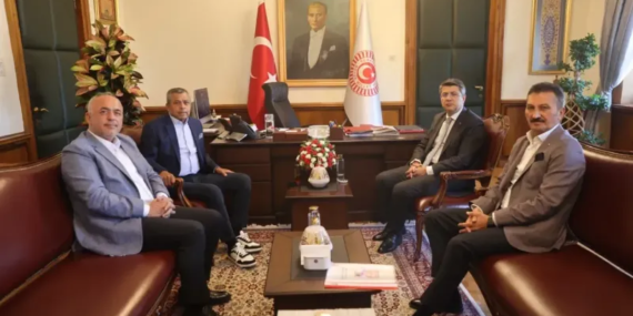 Türkiye'de Doğal Gül Suyu Sektörü İçin Yeni Düzenlemeler Gündemde