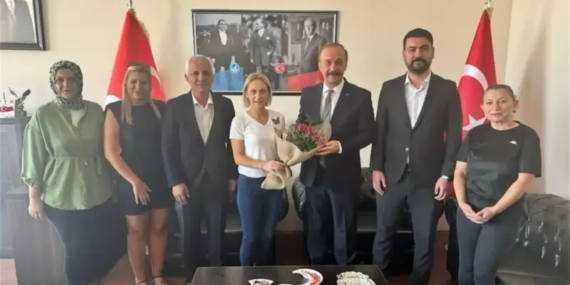 Isparta Valisi, MHP İl Başkanlığı'nı Ziyaret Etti: Birlik ve Beraberlik Vurgusu
