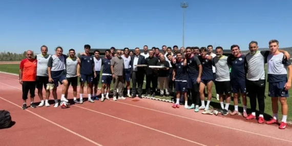 ISBAŞ Isparta32spor'a Moral Ziyareti: Menemen Maçı Öncesi Destek