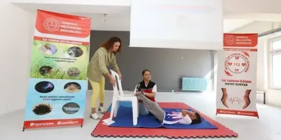 Hayat Kurtaran İlk Yardım Eğitimleri Isparta Okullarında Genişliyor