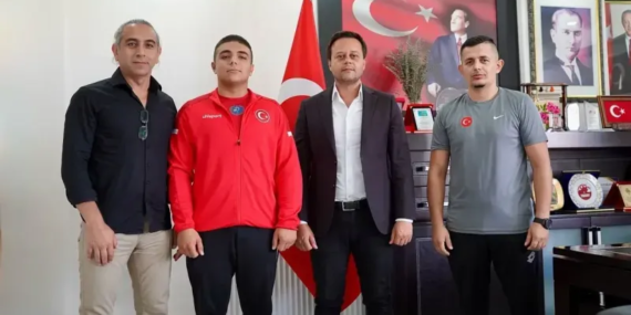 Ispartalı Güreşçi Can Polat Akbay, Türkiye Şampiyonasında Çifte Altın Madalya Kazandı