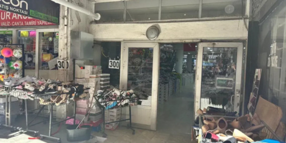 Ayakkabıcılar Sitesi Esnafı Zorlu Dönemden Geçiyor