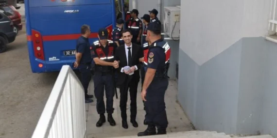 Gelendost Belediye Başkanı ve 19 Kişiye Ait 80 Milyon TL'lik Yolsuzluk Davası Başladı