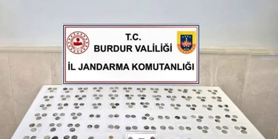 Burdur'da Tarihi Sikkeler Elde Edildi: 4 Gözaltı