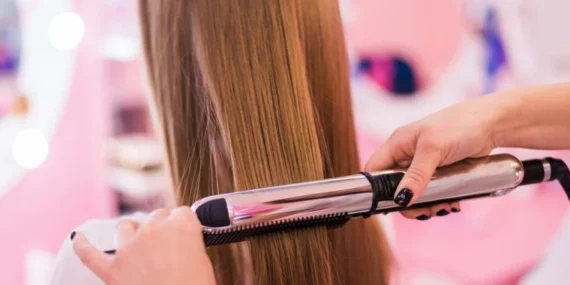 Saç Düzleştiriciler Akciğer Sağlığını Tehdit Edebilir: Araştırma