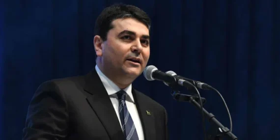 CHP Headquarters Surrounded: Uysal Accuses AKP of Hypocrisy