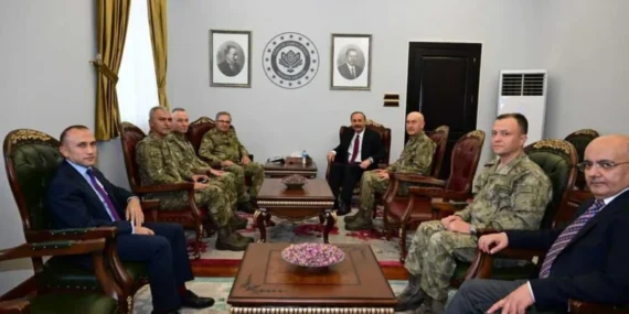 Komutanlar Isparta'ya geldi