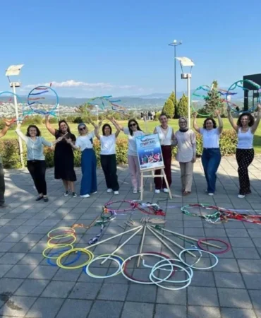 ÖRAV Eğitim Şenliği Isparta'da Başlıyor: Binlerce Öğretmen Yeni Eğitim Yılına Hazırlanıyor