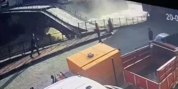 Doğu Karadeniz'de Şiddetli Yağışlar: Köprü Yıkıldı, Yollar Kapandı, Sel Uyarısı Devam Ediyor