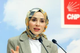 CHP Genel Başkan Yardımcısı Kılıç ve Ekibi, Parti Binasına Giriş Sırasında Darbedildi