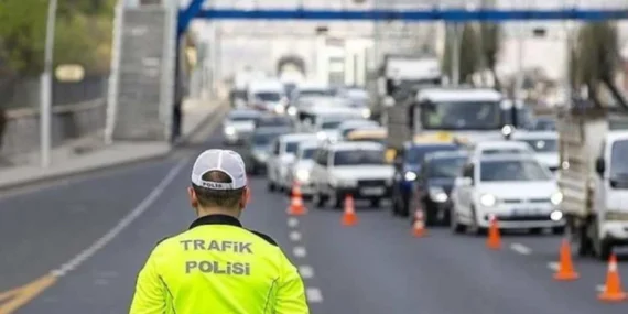 Ankara'da CHP Mitingi: Trafik Kısıtlamaları ve Yolların Kapanışı