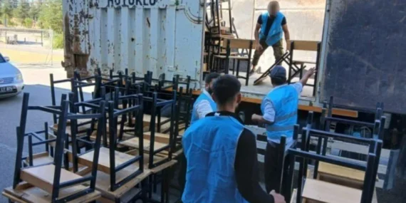 Yalvaç'ta Adalet Bakanlığı'nın Örnek Projesi: Hükümlüler Okulları Temizliyor