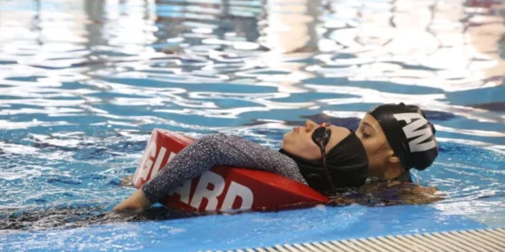 Isparta'da Olimpik Havuzda Gerçeği Aratmayan Senaryo: Cankurtaranlar Sınavdan Geçti