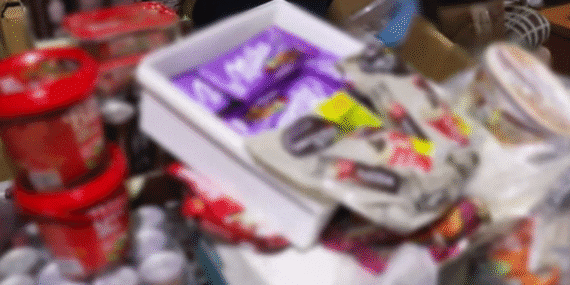 İzmir'de 30 Ton Bozuk Gıda Ele Geçirildi