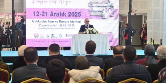 Isparta Kitap Fuarı'nda Yenişehirlioğlu İlgisi