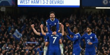 Chelsea-Evinde-Hata-Yapmadi-West-Hami-3-2-Devirdi-gemini
