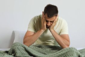 Hic-Uyumadan-Ne-Kadar-Yasanir-11-Gunluk-Tehlikeli-Deney-featured