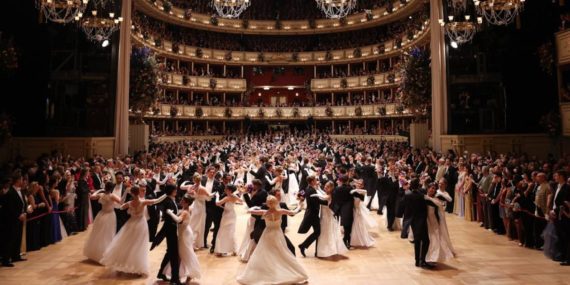 Viyana8217nin-Balo-Isiltisi-Altinda-Beethoven-ve-Adalet-Arayisi-featured