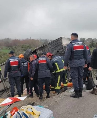 Antalya'da Otobüs Faciası: 8 Ölü, 26 Yaralı