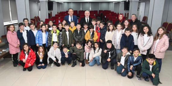 Başkan Başdeğirmen Minik Öğrencileri Ağırladı: Selamlaşmak Saygıdır