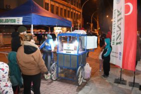 İznik'te Çocuklar Eski Ramazan Coşkusunu Doyasıya Yaşıyor