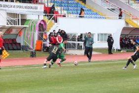 Isparta 32 Spor Farklı Kazandı, Ümit Bozkurt Play-Off İçin İddialı