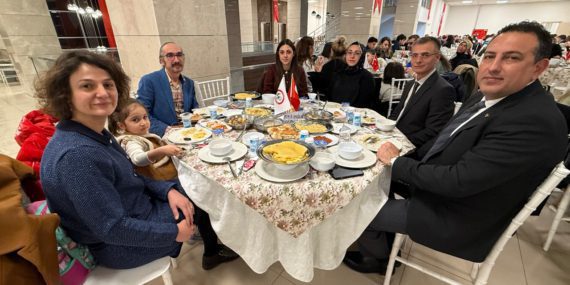 Isparta Eczacı Odası Üyeleri Geleneksel İftarda Buluştu