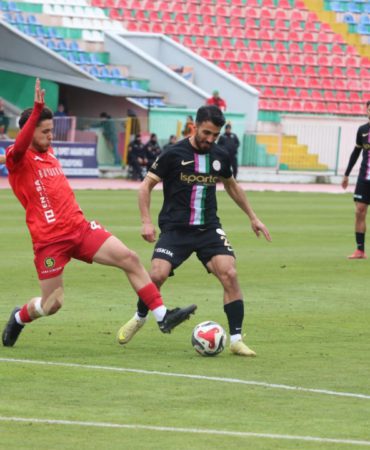 TFF 2. Lig: Isparta 32 Spor Deplasmanda Aliağa FK'yı 5-1 Devirdi