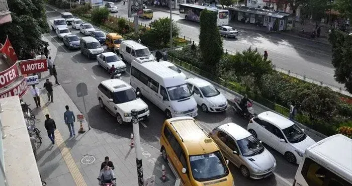 Isparta'da Trafiğe Kayıtlı Araç Sayısında Rekor Artış: 248 Bini Aştı